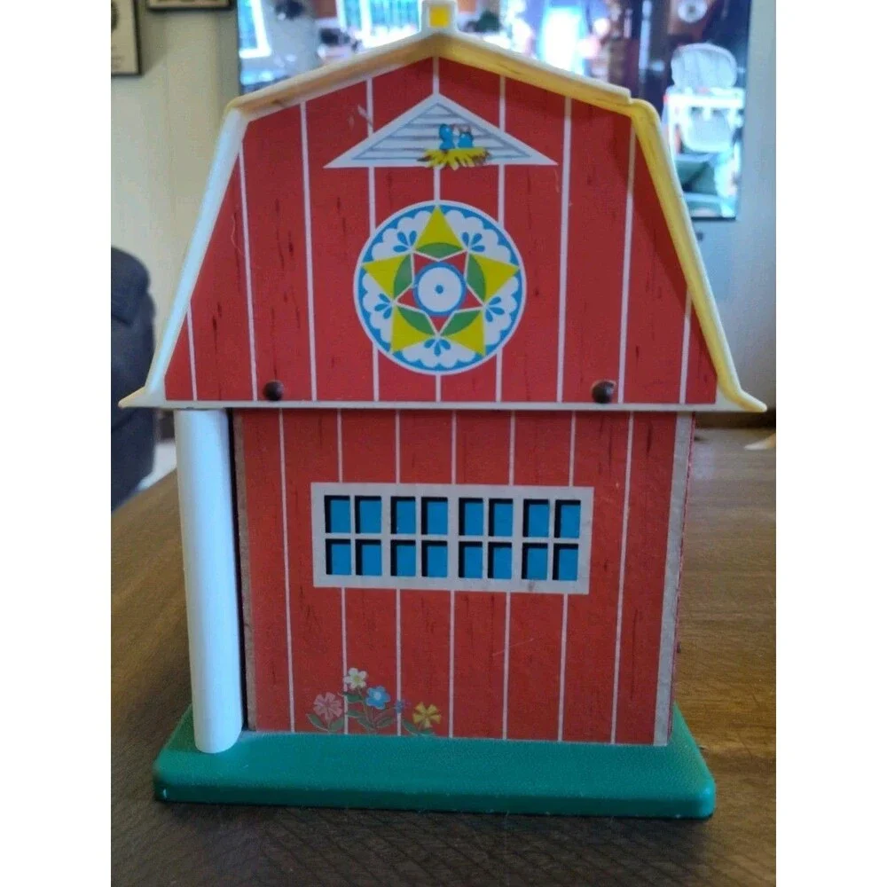 Vintage Fisher Price 1967 Family Farm Play Toy Barn - NO SOUNDS